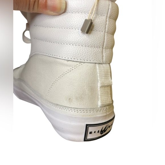 NIB Alexander McQueen Sneakers Vulchi Calf Leather in White size 40 - Picture 4 of 6